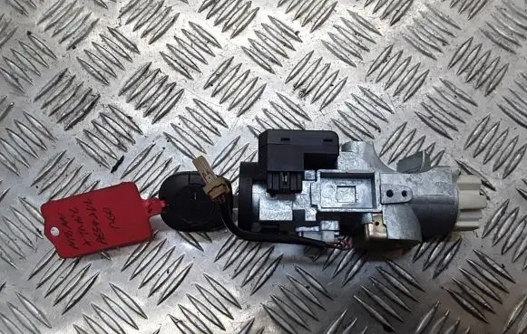 Nissan X-Trail T30 Ignition lock 5WK48042A
