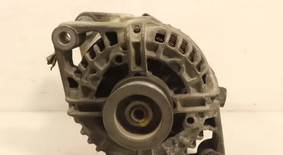 Opel Vectra C Generator/alternator 0124415002