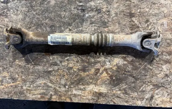 Toyota Hilux (AN10, AN20, AN30) Middle center prop shaft 371400K062