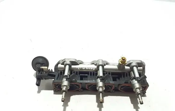 Porsche Panamera (970) Fuel main line pipe 95811011610