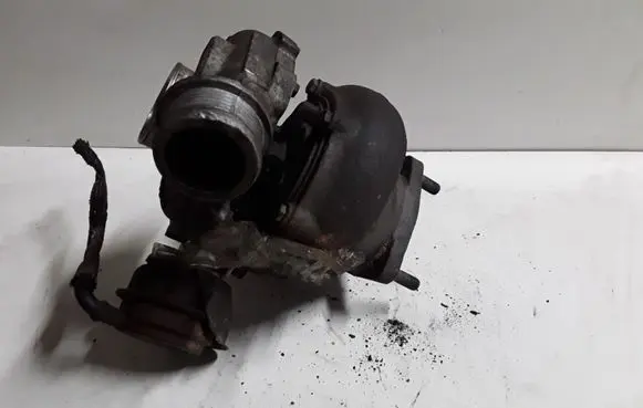 Volvo V70 Turbo GT2052V 8653146 7231672