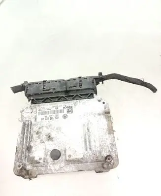 Volkswagen PASSAT B6 Engine control unit/module 03G906021AN 0281012085