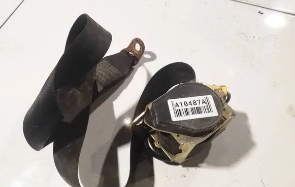 Audi A6 S6 C5 4B Front seatbelt 