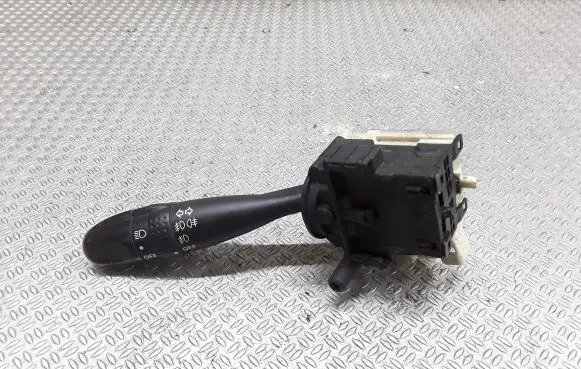 Toyota Yaris Indicator stalk 0D070173849