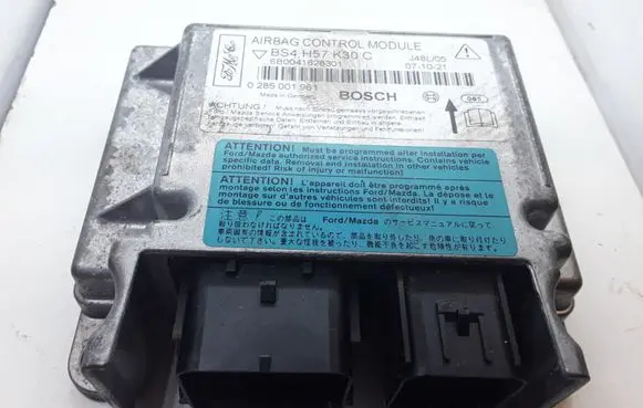 Mazda 3 I Airbag control unit/module BS4H57K30C 0285001961
