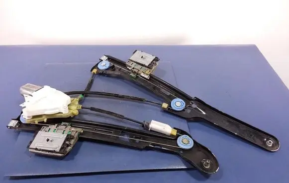 Audi A7 S7 4G Rear door window regulator with motor 4G8839462A