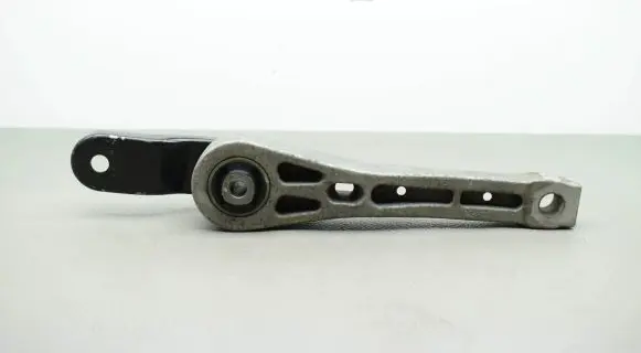 Audi Q3 8U Engine mounting bracket 7N0199855A