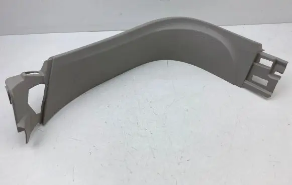 Chrysler Pacifica Tailgate trim 5RJ28PD2AE JR141301 2101140