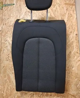 BMW 1 F40 Rear seat 