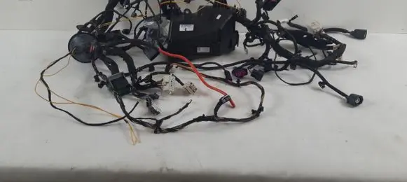 Volvo XC40 Engine installation wiring loom 31473880