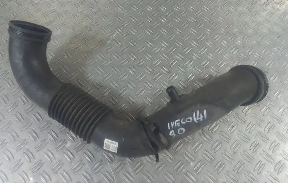 Iveco Daily 6th gen Turbo air intake inlet pipe/hose 5801317099