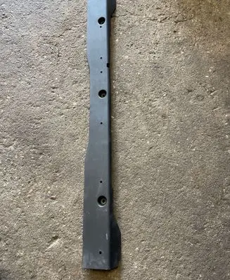 Trunk/boot lower side trim panel