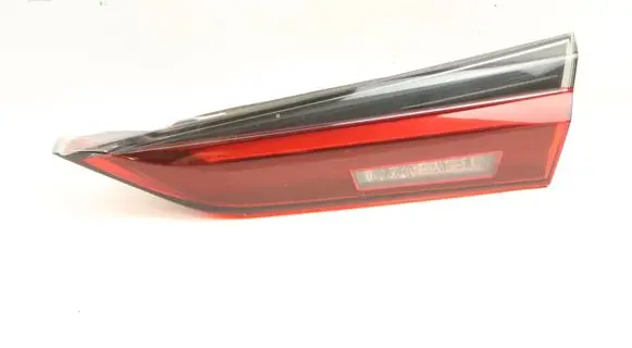 BMW M4 G82 G83 Tailgate rear/tail lights 7477610 63217477610