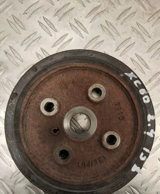 Volvo XC60 Crankshaft pulley 31258122