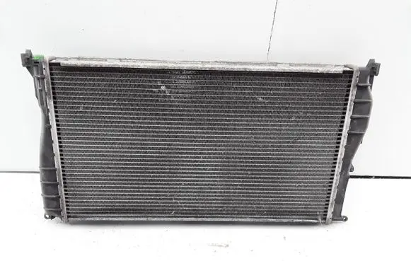 BMW 3 E90 E91 Coolant radiator 781291303