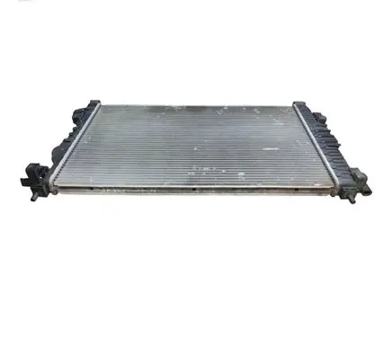 Opel Astra J Coolant radiator 13267662 8135 0421C