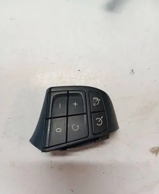 Volvo V60 Steering wheel buttons/switches 31334457