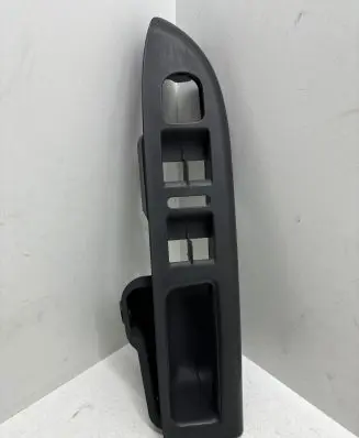 Volkswagen Golf Plus Front door window switch trim 5M1867371C