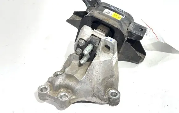 Hyundai Elantra VII Engine mount vacuum valve 21830-AA000
