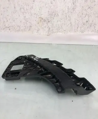 Tesla Model Y Headlight/headlamp mounting bracket 24546182