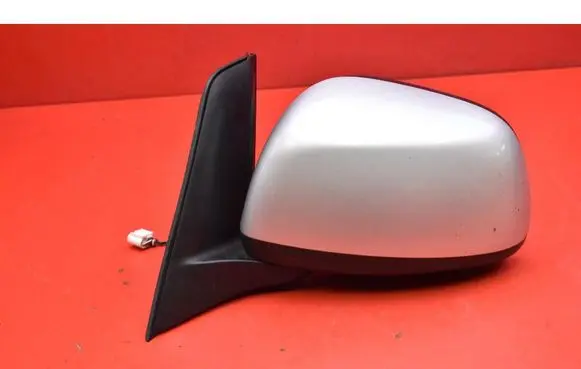Suzuki SX4 Front door electric wing mirror 011121