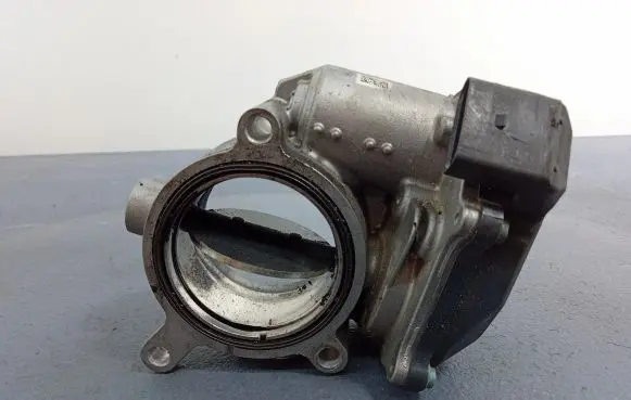 Audi Q7 4M Throttle body valve 059145950BJ