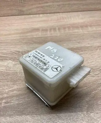 Mercedes-Benz S W220 Alarm control unit/module 2028203826