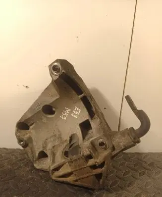 BMW X5 E53 Engine mounting bracket 64557786708
