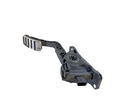 Volvo V40 Accelerator throttle pedal 31341779