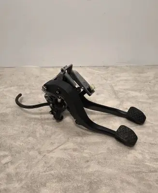BMW 1 F20 F21 Pedal assembly 4078296 A2109110533 678711