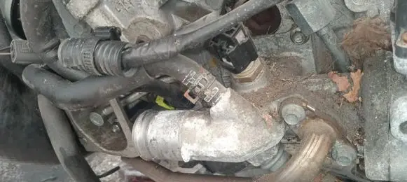 Mazda CX-7 Engine coolant pipe/hose