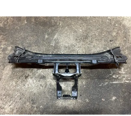 Mercedes-Benz E W211 Top upper radiator support slam panel 