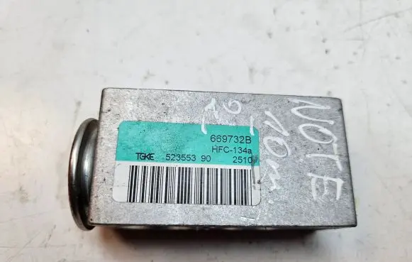 Nissan Note (E11) Air conditioning (A/C) expansion valve 669732B