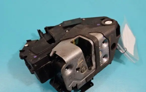 Ford Fiesta Rear door lock 8A6A-A26412-AE IMPRK1487944