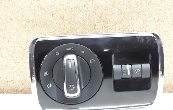 Skoda Superb B6 (3T) Light switch 3T0941431B