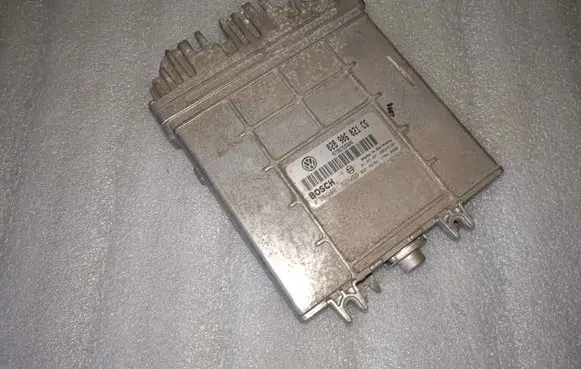 Volkswagen Sharan Engine control unit/module 028906021CG 0281001529