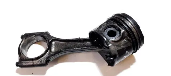 Opel Astra G Piston with connecting rod
