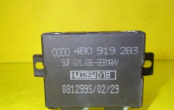 Audi A6 S6 C5 4B Parking PDC control unit/module 4B0919283