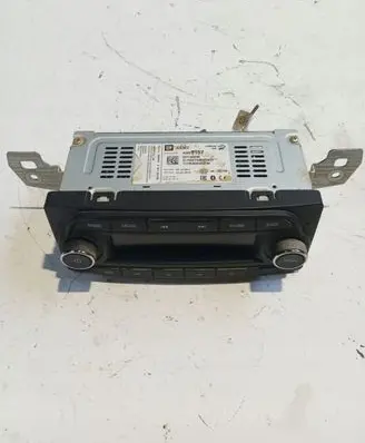 Opel Karl Radio/CD/DVD/GPS head unit 42668157