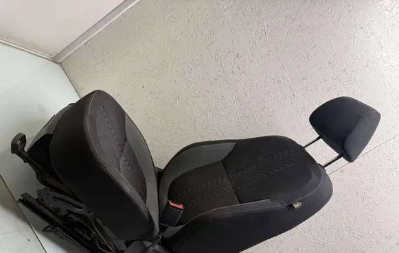Skoda Yeti (5L) Front passenger seat 