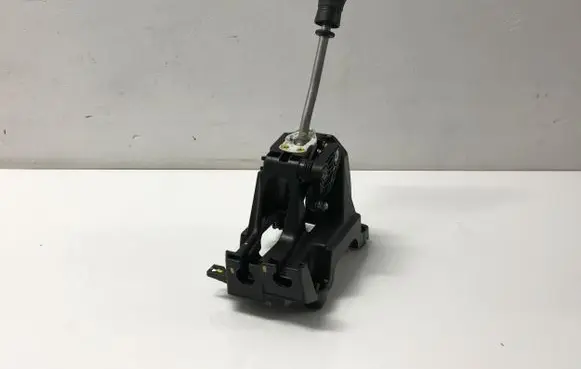 Citroen C1 Gear shifter/selector 33530YV010