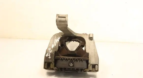 Skoda Octavia Mk3 (5E) Engine mount vacuum valve 
