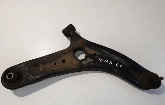 KIA Venga Front lower control arm/wishbone 10358P
