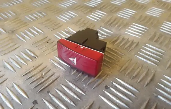 Honda CR-V Hazard light switch M33808