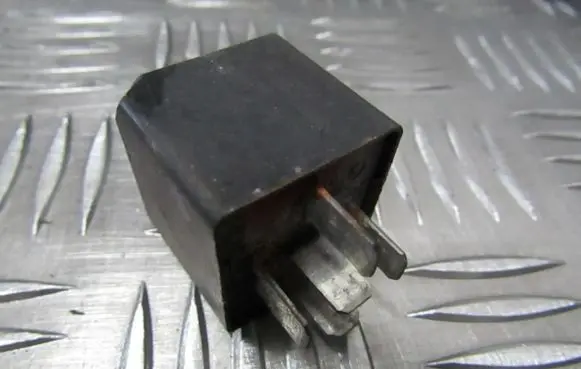 Ford Focus Other relay f0ab14b192aa f0ab-14b192-aa