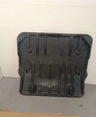 Mercedes-Benz EQC Engine splash shield/under tray A2935241900