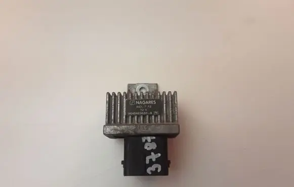 Nissan Qashqai+2 Glow plug pre-heat relay 9640469680
