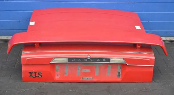 Jaguar XJS Tailgate/boot cover trim set 