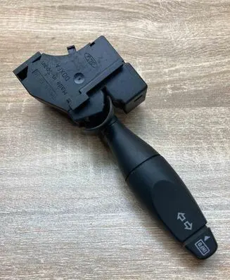 Ford Focus Indicator stalk 98AG13335BG