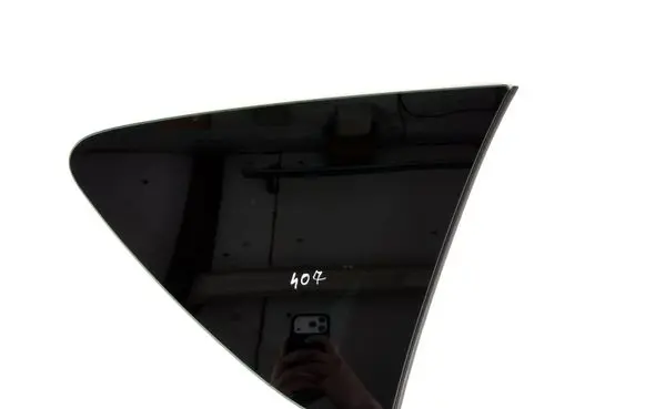 Peugeot 407 Rear side window 